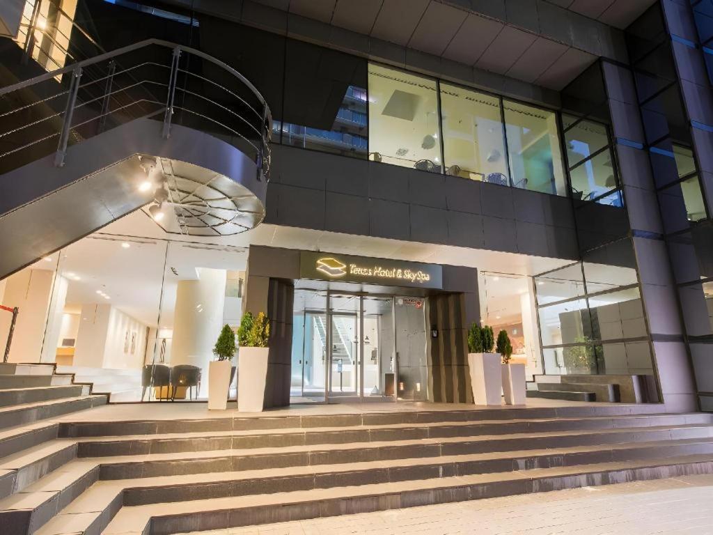 Tenza Hotel And Skyspa At Sapporo Central Exterior photo